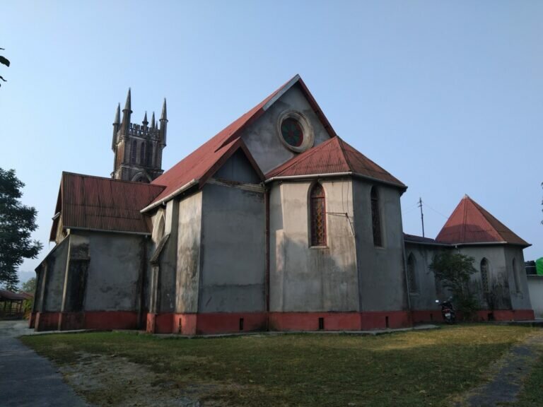 Mac Farlen Church 4 768x576